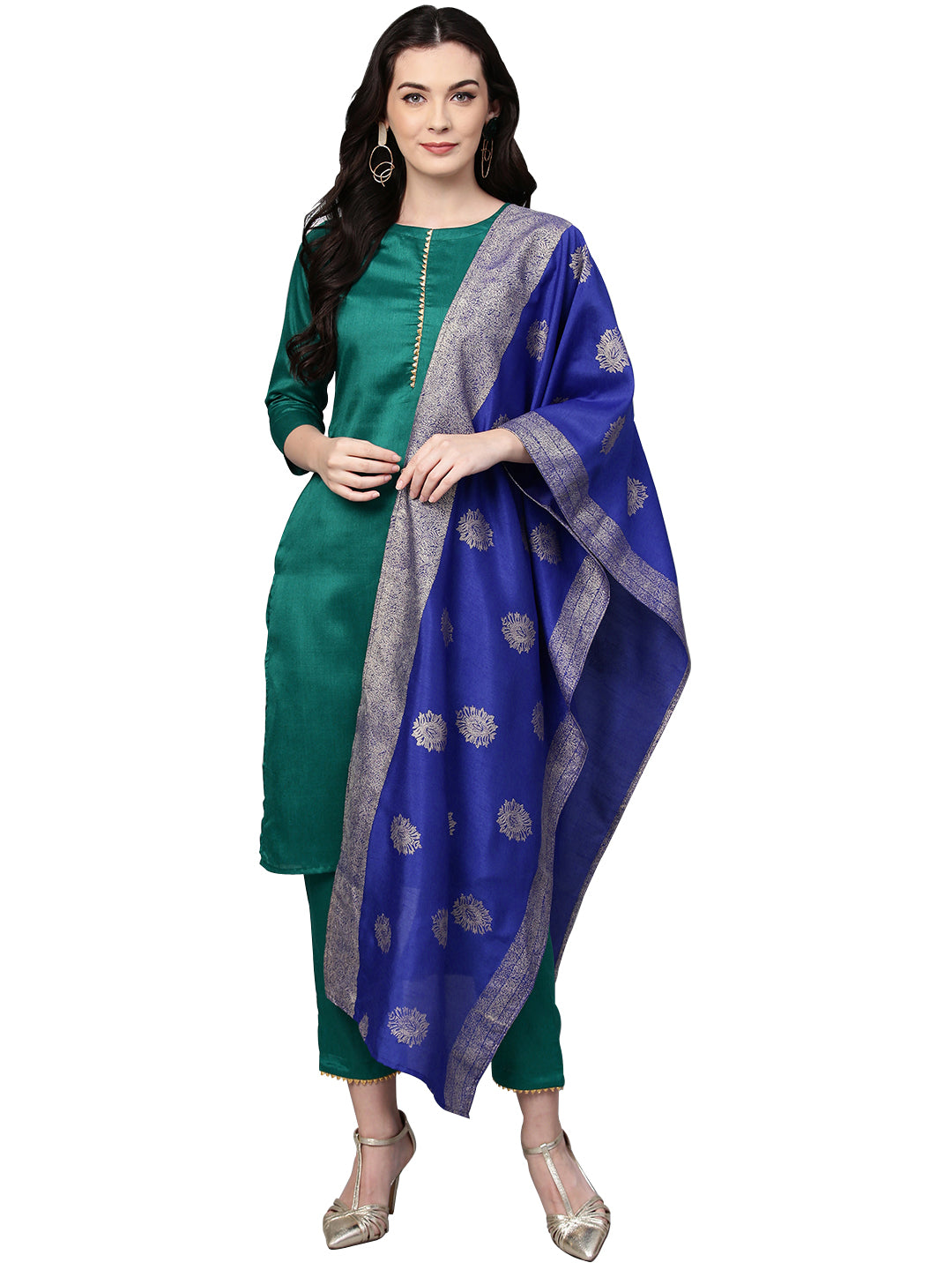 Women Green Solid Kurta with Trousers & Dupatta